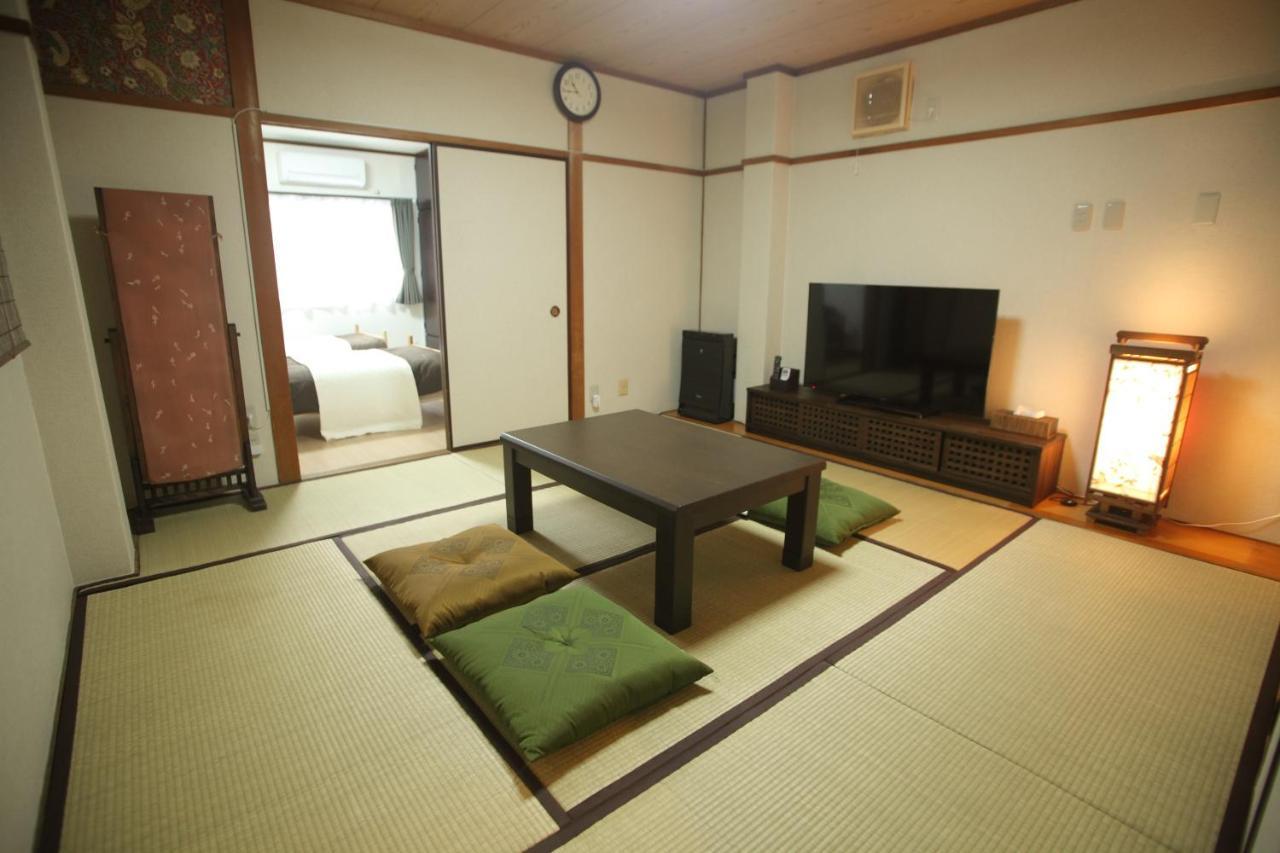 אוסקה Guest House Futaba מראה חיצוני תמונה