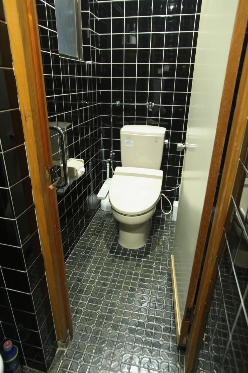 אוסקה Guest House Futaba מראה חיצוני תמונה